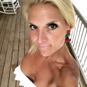 Nattie's #DietsAreHard Bet