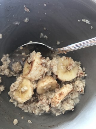 Plain oatmeal, banana and cinnamon.
