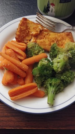 My dinner this evening. 3 oz. Salmon, 1 cup each steamed broccoli and carrots. What are you eating f