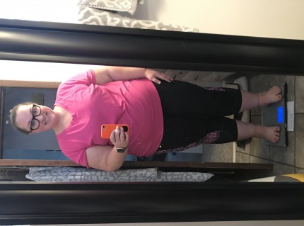 I submitted my initial weigh-in this morning - 310.8 lbs! GAHHH! I have gained 30 labs since June an