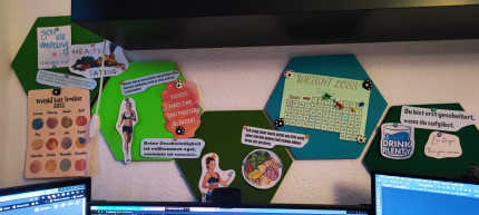 there we go, already looking a bit more colorful! I think the last few spots are reserved for some n