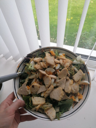 We're experiencing a heat wave here in Ireland so lots of salads on the menu! Egg and chicken with s