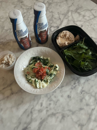 Breakfast, lunch and snacks. Weekend over and back to the grind of gym & work. It’s Tuesday but