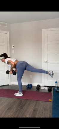 Happy Wednesday !! Day 13/60 of hammer & chisel :heavy_check_mark:Really liked todays workout -