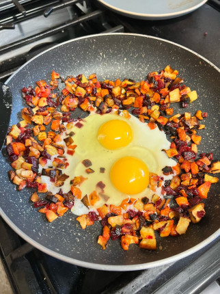 LOVVVVVVE ILANAS root vegetable hash!! Serving it up with some eggs this morning!