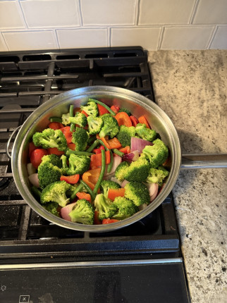 So what do ya do with a bunch of veggies that are getting ready to go out of date, why cook ‘em up w
