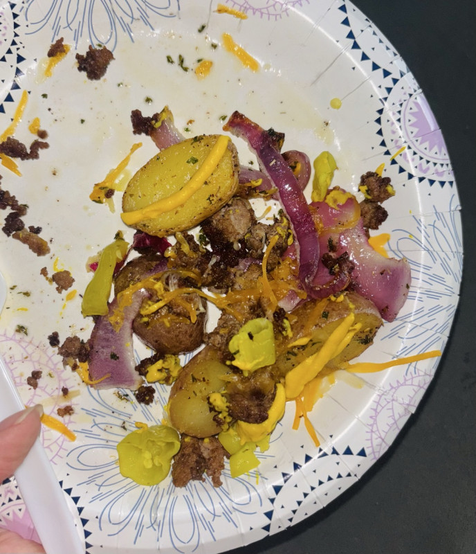 Dinner is a Flying Dutchman bowl! Soo good. Ground turkey, potatoes, onion, pepperoncini sprinkle of