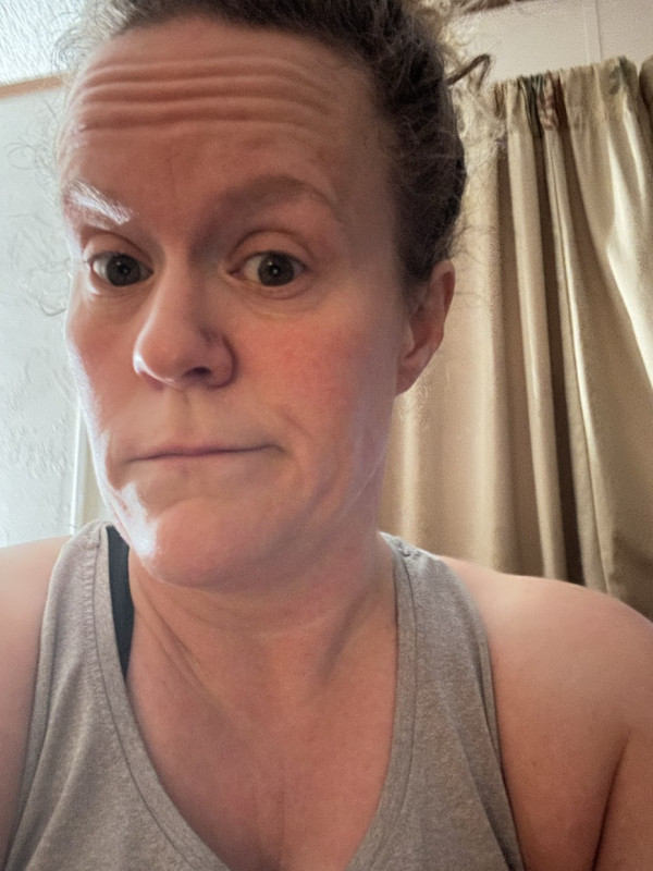 Fat blast week 3 day 3 ✅ hard to take a selfie because I lifted heavy!! 💪💪