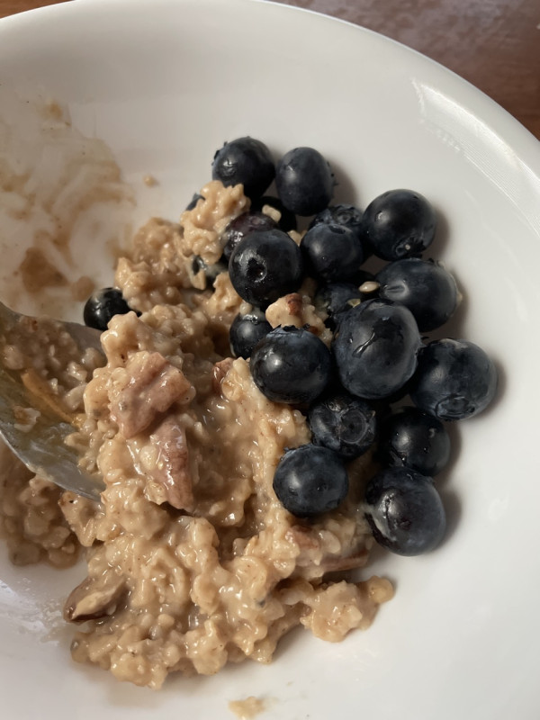 One of my goals is to eat higher protein and fiber breakfasts. This 1-minute oatmeal does the trick!