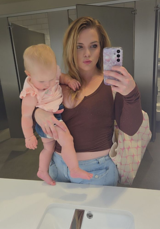 10 months PP.I dont want my daughter watching her mama struggle with self esteem or my relationship